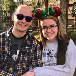 Meet your Posher, Hillary